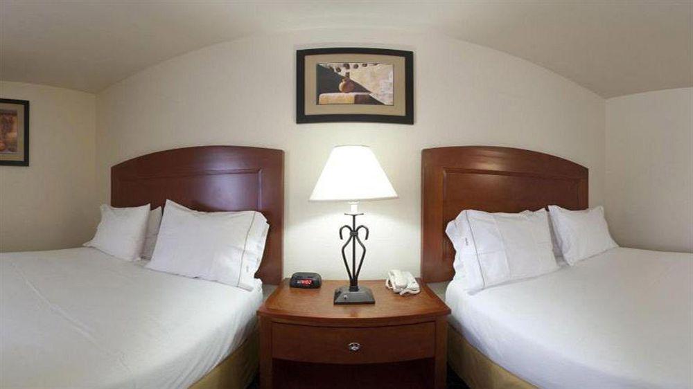 Holiday Inn Express Tucson-Airport By Ihg Dış mekan fotoğraf