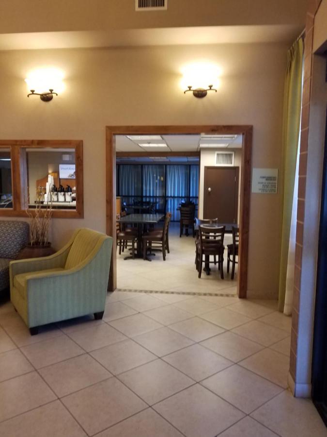 Holiday Inn Express Tucson-Airport By Ihg Dış mekan fotoğraf