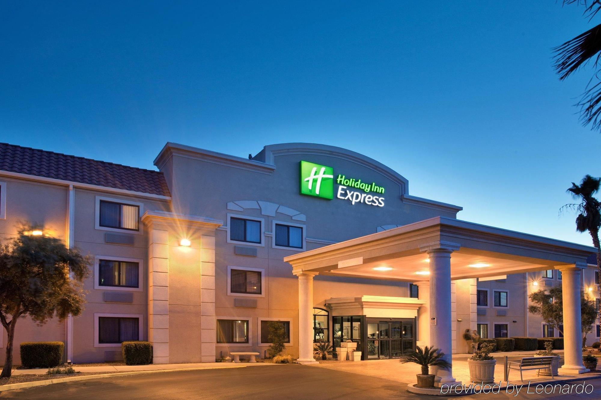 Holiday Inn Express Tucson-Airport By Ihg Dış mekan fotoğraf